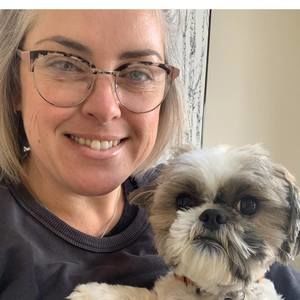 Meet your Posher, Andrea